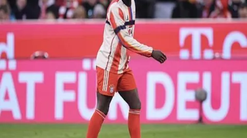 费内巴切5-6负于对手，穆里尼奥被淘汰，暴露全场最差发挥，欧联杯八强席位揭晓